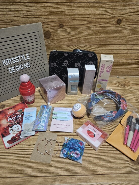 Custom beauty bundle Other - Beauty And Essentials Bundle 15 Piece  Beauty 360 KBeauty And More